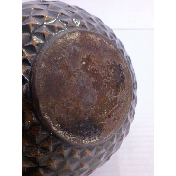 Geometric Pattern Cast Iron Japanese Style Tea or Coffee Pot 5" Tall Pot - Picture 14 of 16